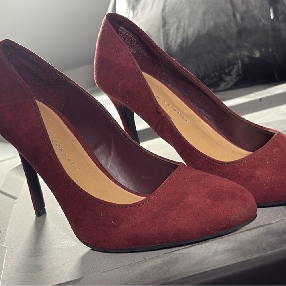 LC Lauren Conrad Maroon Heels